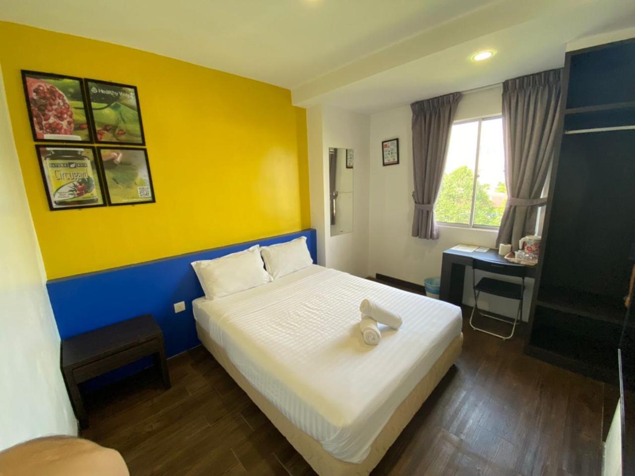 Timez Business Hotel Cheras Exterior photo