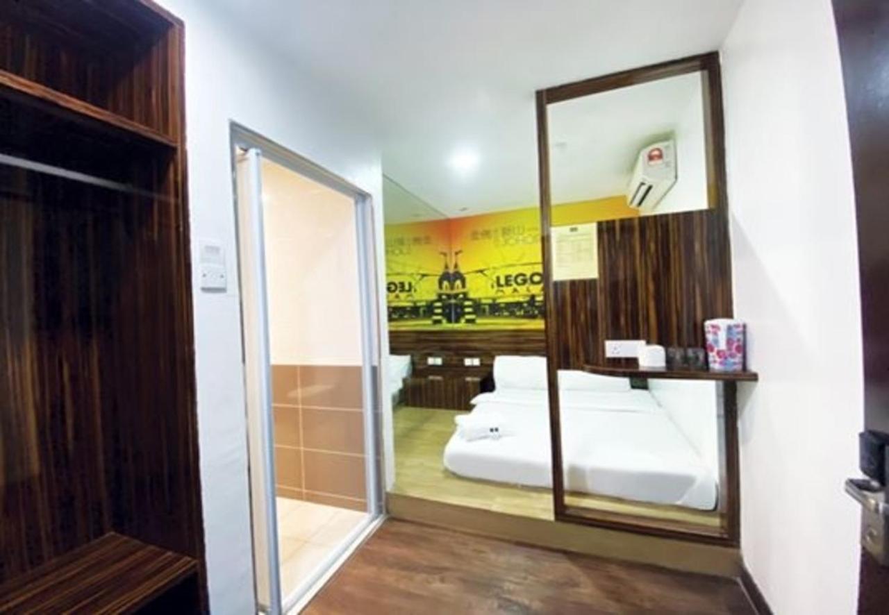 Timez Business Hotel Cheras Room photo